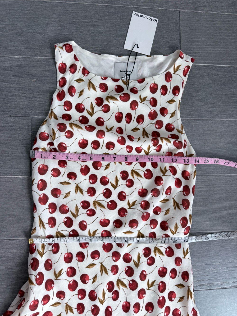 NWT Reformation Dale Dress XS Cheesecake Cherry Print Mini Cottagecore Coquette - Picture 15 of 16